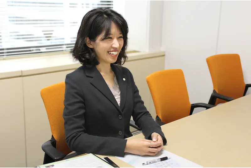 女性の司法書士